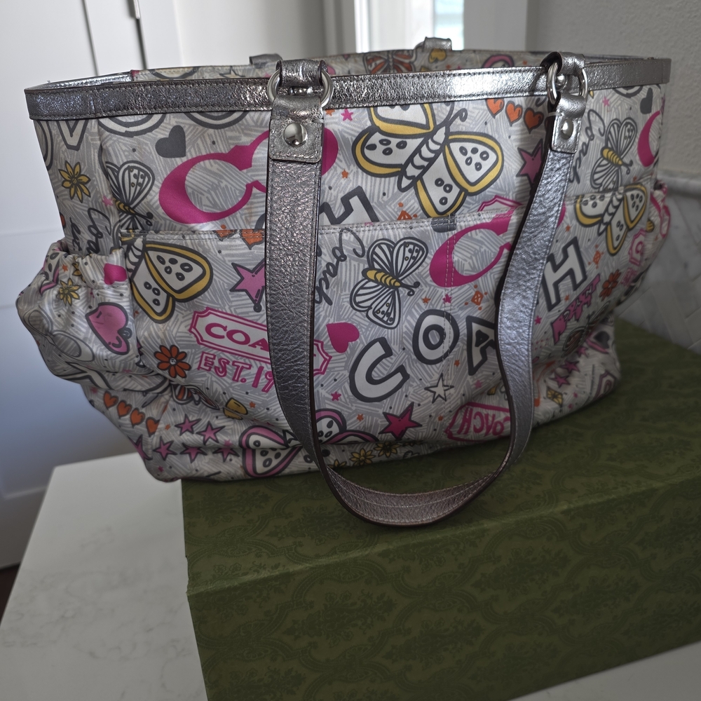 Coach Butterfly Large Bandana Grafitti Bag Purse With Beautiful Silk Coach Scarf - Picture 5 of 11